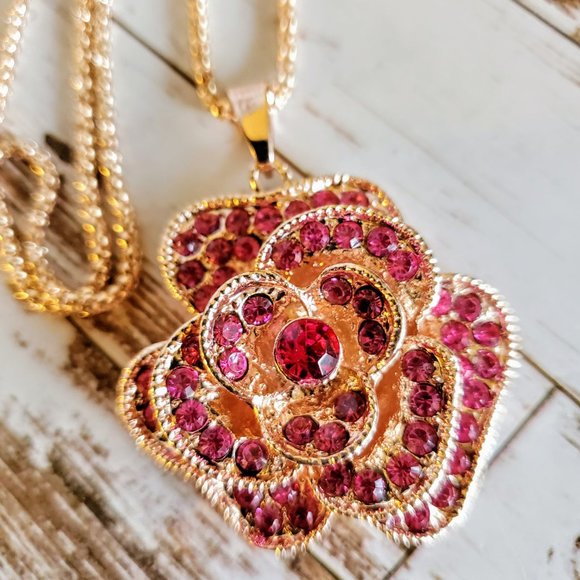 Jewelry - Rose Blossom Crystal Necklace